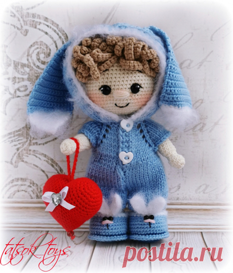 PDF Пупс малыш в костюме зайки крючком. FREE crochet pattern; Аmigurumi doll patterns. Амигуруми схемы и описания на русском. Вязаные игрушки и поделки своими руками #amimore - кукла, пупс, куколка, мальчик.
