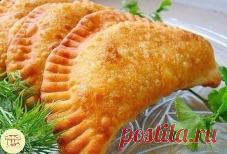 Самые вкусные чебуреки.

Рецепт этих чебуреков для меня - находка! Во-первых, тесто замешивается обычной вилкой без помощи рук. Во-вторых, посуда остается чистой! И в-третьих, чебуреки получаются сказочно вкусными, хрустящими, пузырчатыми и сочными внутри! Очень рекомендую!

Ингредиенты:

• мука - 3 стакана (емкость - 250 мл);
• вода холодная - 1 стакан;
• маргарин сливочный - 125 г;
• фарш мясной - 450 г;
• лук репчатый - 1-2 шт.;
• соль, перец черный молотый - по вкусу;
...
