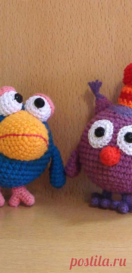 PDF Карыч и Совунья крючком. FREE crochet pattern; Аmigurumi animal patterns. Амигуруми схемы и описания на русском. Вязаные игрушки и поделки своими руками #amimore - Смешарики Кар Карыч и Совунья, маленькая сова, ворон, ворона, Каркарыч, мультфильм, малышарики.