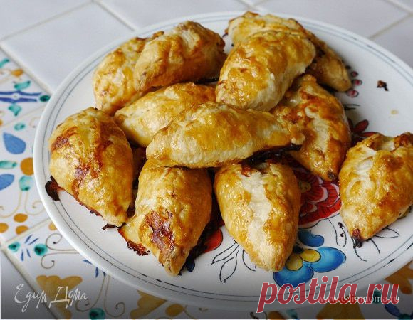 Хрустящие пирожки с мясом (интересная начинка из мясного фарша, сыра с добавлением горчицы)
