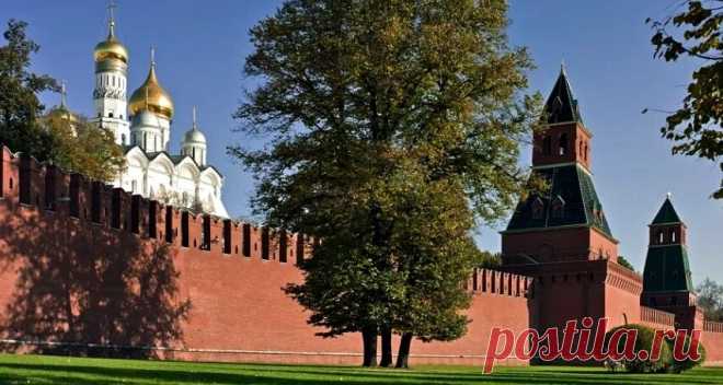 Ансамбль Московского Кремля