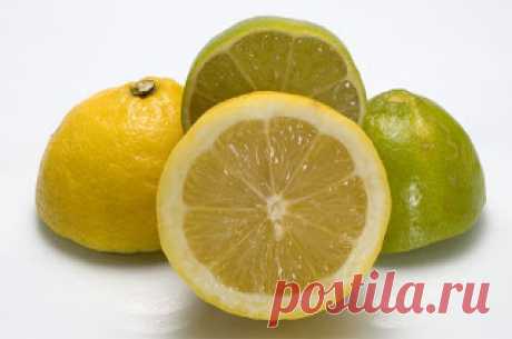 мята и лимон помогут избавиться от головной боли 
Возьмите цедру лимона, слегка размочите в горячей воде или подержите на пару, чтобы она размякла. Приложите к вискам и полежите 10–15 минут.1 ч. ложку свежих листочков мяты смешайте с 1 ч. ложкой изм…