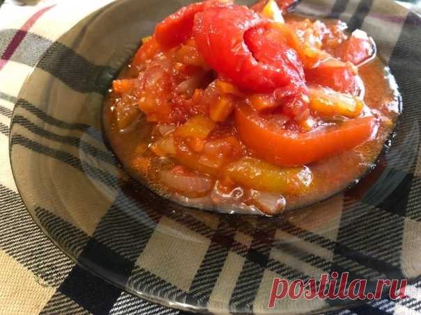 Это лечо - моя гордость

Без преувеличения, это самый-самый вкусный рецепт лечо. Моя гордость! Не было ещё ни одной зимы без него- всегда в первых рядах.

Есть можно и холодным, и горячим, добавив баночку в мясо.
Показать полностью...