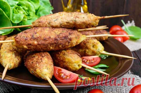 Потрясающее горячее блюдо к Новому году! Сочное мясо, хрустящее тесто, и всё это на деревянной шпажке… — GOTOWIM ☺ Live