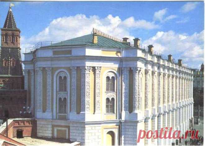 Здание Алмазный фонд в Кремле