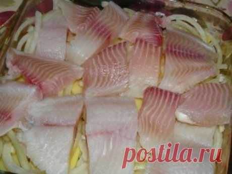 25 рецептов из рыбы:
1. Обалденная запеченная рыбка
2. Невероятно вкусная рыба под соусом
3. Вкусная скумбрия в фольге
4. Рыбные фрикадельки в сливочном соусе
5. Филе рыбы, запеченное под горчицей
6. Белая рыба с соусом и овощами
7. Тилапия с чесноком и лимоном
8. Рыба "по-французски" на ужин
9. Горбуша, запеченная в сметанно-грибном соусе
10. Запеченная рыба в фольге - легко и просто, без особых затрат и усилий
11. Как правильно вялить воблу
12. Горбуша малосольная "Под семгу"
13. С