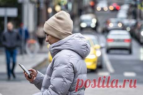 Доля пользователей Telegram в России достигла почти половины населения страны. Доля россиян, ежедневно использующих Telegram, за год выросла более чем на 20 процентов и достигла почти половины населения страны. Об этом сказано в отчете исследовательской компании Mediascope, имеющегося в распоряжении РБК. По итогам декабря прошлого года среднесуточный охват мессенджера составлял 47 процентов.