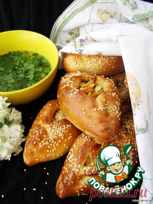 Старорусские расстегаи с куриным мясом - кулинарный рецепт