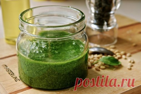 Соус из крыжовника с чесноком