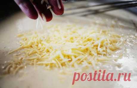 Сырная подлива для макарон Этот соус с сыром просто палочка-выручалочка, с ним самые обычные спагетти приобретают БОЖЕСТВЕННЫЙ вкус!