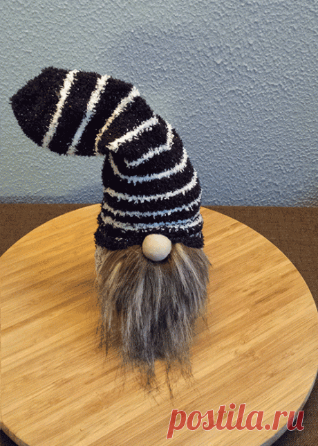 Scandinavian Christmas Gnomes From Socks: 7 Steps (with Pictures)