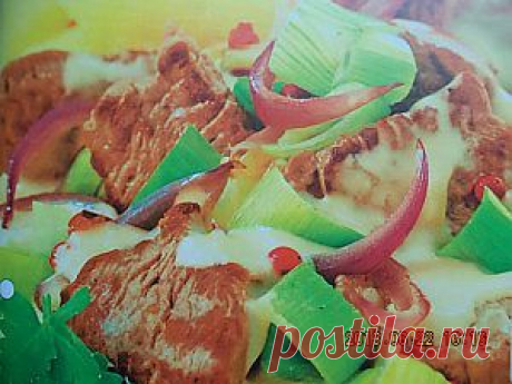 Нежная говядина в соусе очень вкусная....