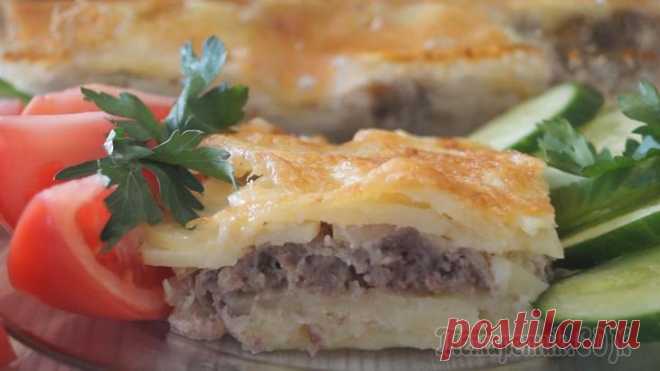 Картофельная запеканка с фаршем Картофельная запеканка с фаршем в духовке. Готовится очень просто и быстро, а получается всегда красивой, ароматной с румяной золотистой корочкой.ИНГРЕДИЕНТЫКартофель – 600 гр.Сыр твердый – 100 гр.Сме...