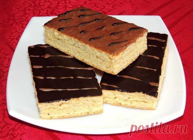 Школьное пирожное