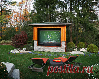 Ann Arbor Outdoor Living - Contemporary - Landscape - Detroit - by Colorworks Studio Photo by:  Jeff Garland