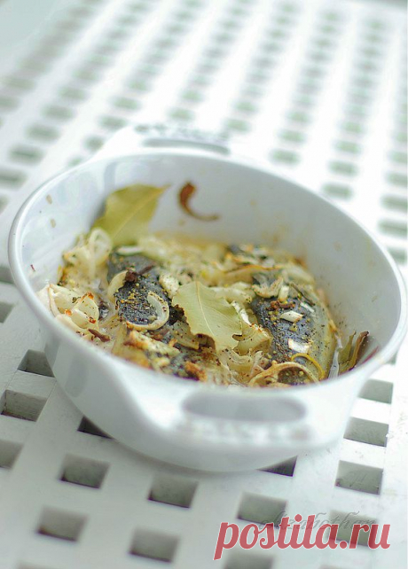 Маринованная скумбрия.