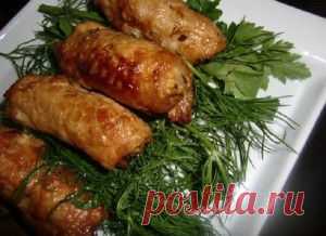 Свиные рулеты с грибами, грушей и сыром