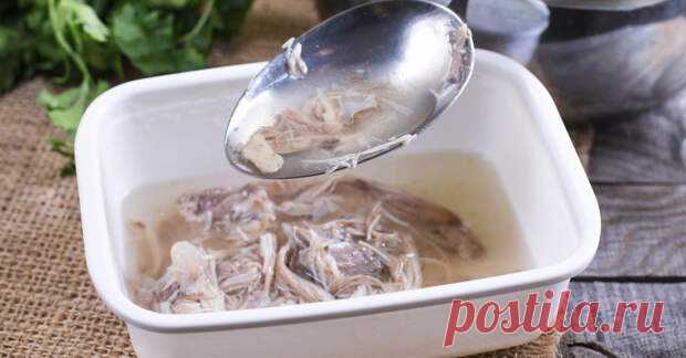 Пенсионерский способ хранить холодец месяцами, не растеряв его вкуса - Так просто - медиаплатформа МирТесен Если не знаешь, каких вкусностей заготовить на праздники, предлагаем начать с бессмертной классики. Нарядный холодец из свиных ножек точно придется по вкусу дорогим гостям. Такое блюдо и на именины сгодится, и на крещенский стол поставить не стыдно! А о том, как заранее его заготовить и каким