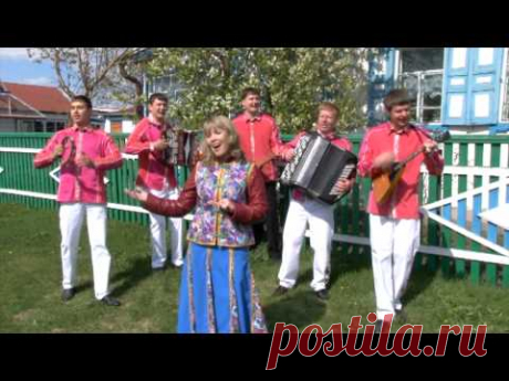 ...Эх ты, русская гармонь - до чего ж ты сердцу мила!