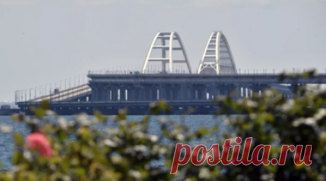 В суд поступило дело офицера Росгвардии, оставившего без защиты Крымский мост. Во Второй западный окружной военный суд поступило дело в отношении начальника отдела морского управления Росгвардии Сергея Волкова по поводу закупки некорректно работающих комплексов «Орёл — БПЛА» для защиты Крымского моста. Читать далее