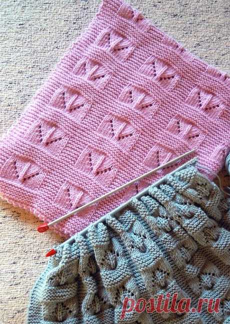 Free Knitting Pattern for Copertina Baby Blanket - This blanket features an 8 row lace pattern on a garter stitch background. DK weight yarn. Designed by Natalia Zablotskaya. Pictured project by NatieKnits