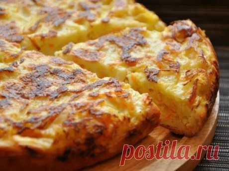 Очень вкусная запеканка из капусты
Ингредиенты:
- 3 яйца
- 3 столовые ложки майонеза
- 3 столовые ложки сметаны
- 3 столовые ложки муки
- 0.5 чайной ложки разрыхлителя
- 0.5 чайной ложки крахмала
- 300 г капусты
Приготовление:
1. Все хорошо перемешать + немного измельченного чеснока (по желанию).
2. Капусту мелко нарезать, посолить, пожимкать.
3. Противень смазать растительным маслом, уложить капусту (можно добавить немного зелёного лука), залить полученной смесью.
4. Сверху присыпать тёртым