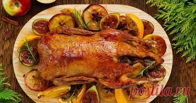 Утка с яблоками и апельсинами в духовке — праздничные рецепты вкусного блюда — GOTOWIM ☺ Live