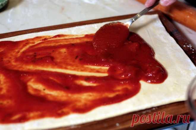 Домашняя альтернатива настоящей пицце: пицца-рулет — Вкусные рецепты