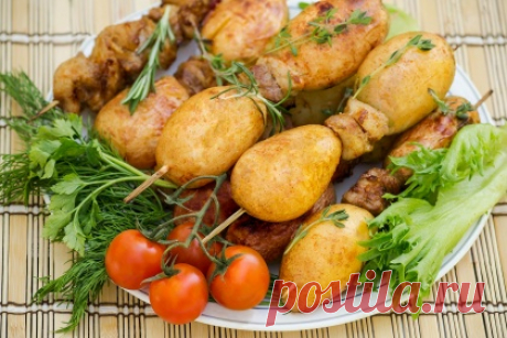 Картофельные &quot;рябчики&quot; с грудинкой на мангале