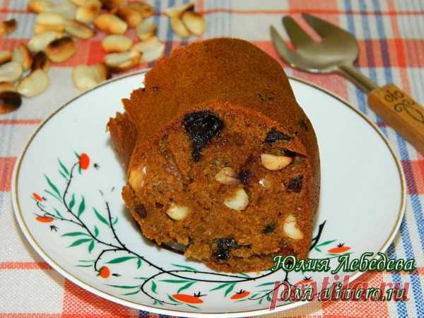 Постный кекс с орехами и черносливом