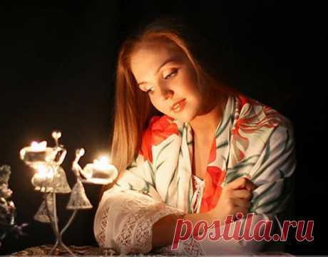Есть в году один день, когда желания непременно сбываются – это 15 февраля, когда празднуют Сретенье. В язычестве славян Сретение служит границею между зимой и весною, отчего и самое название праздника Сретения в простонародье объясняют встречею зимы с весною: «на Сретение зима с весною встретилась; в Сретение солнце на лето, зима на мороз поворотила».

Обряд на благополучие

Считается, что вода в этот день обладает волшебной силой. Предварительно предупредите кого-либо из...