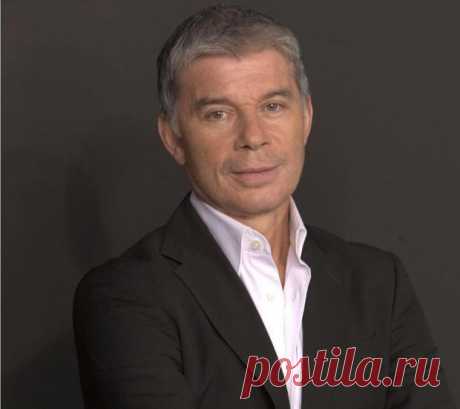 Лысый Олег Газманов: критика поклонников заставила певца признаться в неудачной шутке