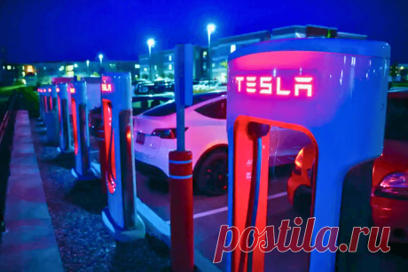 🔥 Tesla сокращает команду Supercharger на пике успеха в сфере зарядки электромобилей
👉 Читать далее по ссылке: https://lindeal.com/news/2024050101-tesla-sokrashchaet-komandu-supercharger-na-pike-uspekha-v-sfere-zaryadki-ehlektromobilej