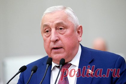 КПРФ выбрала кандидата в президенты России. Кадровая комиссия центрального комитета КПРФ выдвинула кандидатом на президентские выборы депутата Николая Харитонова. в качестве претендентов обсуждались лидер коммунистов Геннадий Зюганов, а также зампреды ЦК КПРФ Дмитрий Новиков, Леонид Калашников, Владимир Кашин, Юрий Афонин и Иван Мельников.