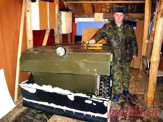 Вездеход 4x4 с бортовыми фрикционами