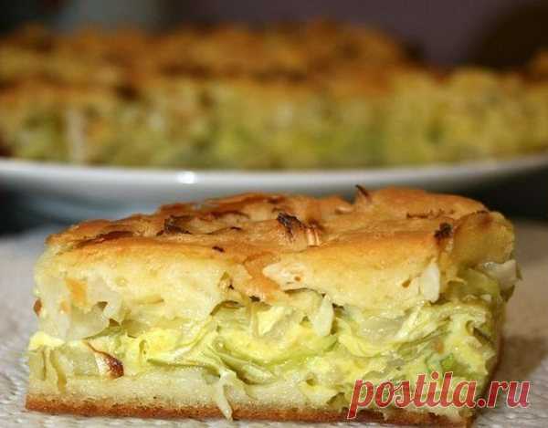 Диетическая выпечка на скорую руку: капустный заливной пирог — Вкусные рецепты