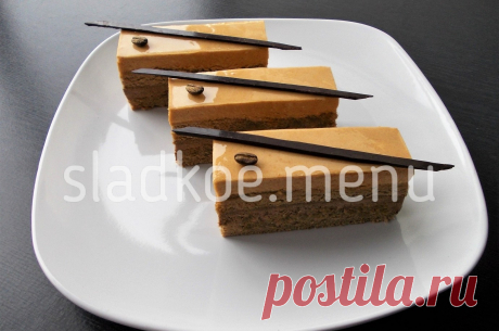Пирожное "Bresilienne"(Бразильское) от Hidemi Sugino Пирожное "Bresilienne"(Бразильское) - ещё один entremet от японского кондитера Hidemi Sugino. Его десерты просты и элегантны, но имеют совершенный сбалансированный вкус ...