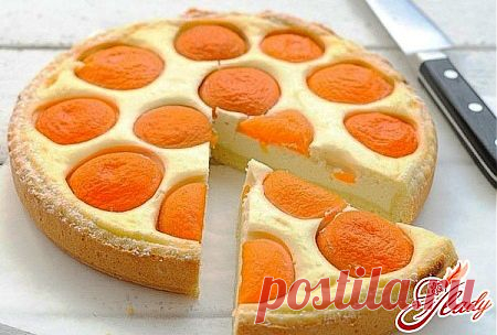 Песочный торт с творогом, творожным кремом и творожным суфле