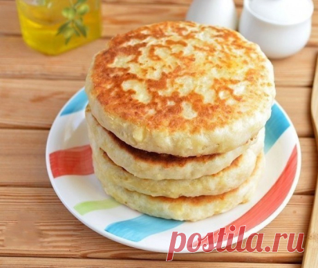 ​Сырные лепешки с начинкой