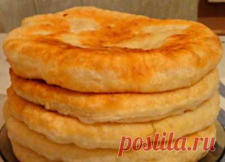 Пушистые лепешки на кефире: вкусно и быстро