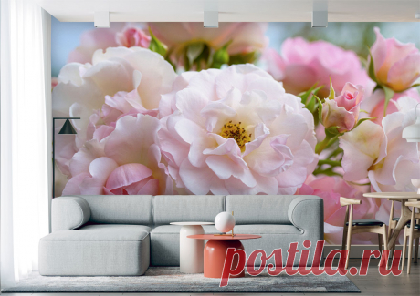 Нежные розы в светлых розовых тонах на фотообоях, придадут комнате романтичный и фантастический вид. Для крупных цветов лучше подобрать большую стену в просторной комнате