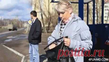 Ты куришь и пьешь алкоголь? Хочу увидеть, как ты будешь смотреть своему ребёнку в глаза, если он родится больным из-за того, что мама — хотела повыё@ваться. (Иван Охлобыстин)