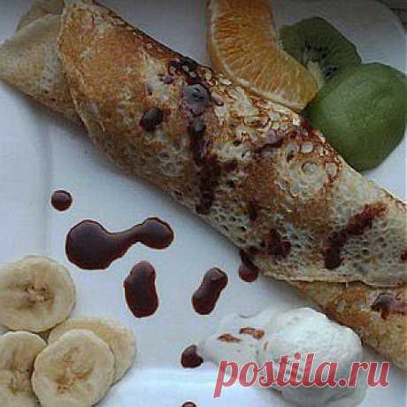 Блинчики с мороженым и фруктами