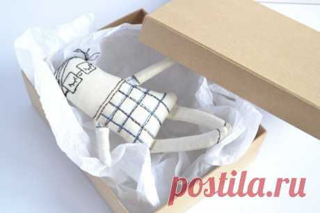 Little Rag-doll, Linen embroidered doll, Handmade doll, Textile Doll, Doll collection, Handmade Dolls Our toys is favored by kids and adults of all nationalities.   Cute handmade doll. She is very tender and romantic doll. Every girl will love her. Shell be a wonderful friend for a lovely little girl. She can sit. Made with a lot of love and care Filler - hypo-allergenic premium Polyester Balled Fibre Filling BODY – 100% linen fabric, high quality fabrics from US Embroider...