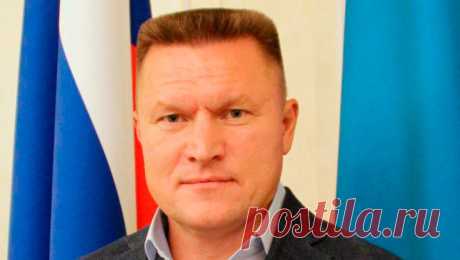 Главу свердловского Союза десантников, обвиняемого во взятке, повысили в звании. Председателя свердловского отделения Союза десантников РФ Евгения Тетерина, которого обвиняют во взятке, повысили во время нахождения в зоне военной операции до старшего лейтенанта. Об этом сообщает агентство Ura.ru. В материале ...