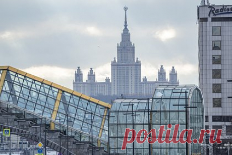 Российские вузы начнут формировать у студентов нетерпимость к экстремизму. Минобрнауки России запланировало обязать вуз формировать у студентов нетерпимость к экстремизму и терроризму. Соответствующий приказ ведомства опубликован на официальном портале правовой информации.В документе говорится, что стандарты образования в России содержат требования к результатам освоения учебной программы.