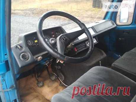 AUTO.RIA –  Продам Мерседес Бенц Спринтер 208 грузовой 1991 : 700$, Ровно Продаю на AUTO.RIA Mercedes-Benz Sprinter 208 груз. 1991 года, легковой фургон (до 1,5 т) голубого цвета, двигатель 2.4 л. дизель, пробег 200 тыс. км. Цена: 700$, Продавец  на AUTO.RIA