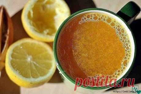 Чудесный напиток с куркумой, выводящий токсины из кишечника