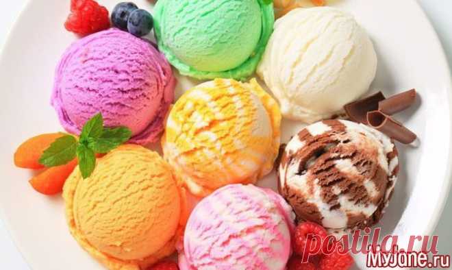 Вкусные десерты с мороженым - мороженое, десерт, шоколад, меренги, персик, рецепты