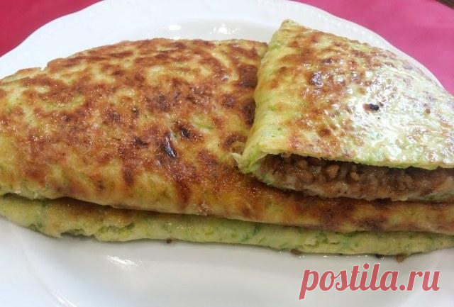 КАБАЧКИ по новому,ТАК ВКУСНО, что НЕ УСПЕВАЮ готовить! Чебуреки из КАБАЧКОВ ТАК ВКУСНО, что НЕ УСПЕВАЮ готовить! Просто ИДЕАЛЬНЫЙ УЖИН!Когда я впервые приготовила это блюдо 